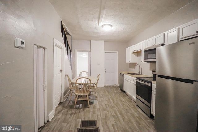 320 WALLACE ST, York, PA 17403