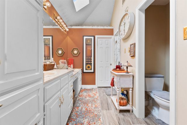 821 Red Oak Drive, Mansfield, TX 76063