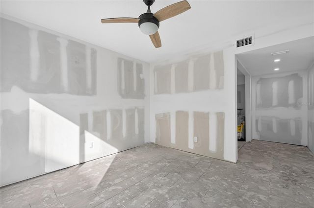 5055 N BEACH ROAD 101, Englewood, FL 34223