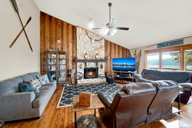 314 Sunset, Lakehills, TX 78063