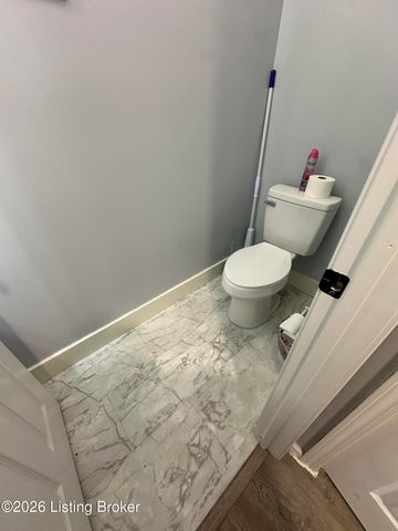 1201 Cedar Springs Pkwy, La Grange, KY 40031