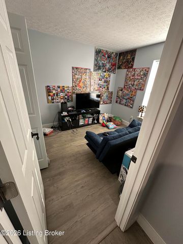 1201 Cedar Springs Pkwy, La Grange, KY 40031