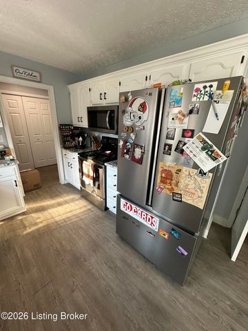 1201 Cedar Springs Pkwy, La Grange, KY 40031