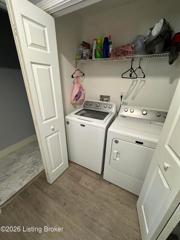 1201 Cedar Springs Pkwy, La Grange, KY 40031