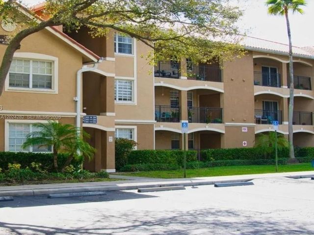 220 SW 116th Ave 15203, Pembroke Pines, FL 33025