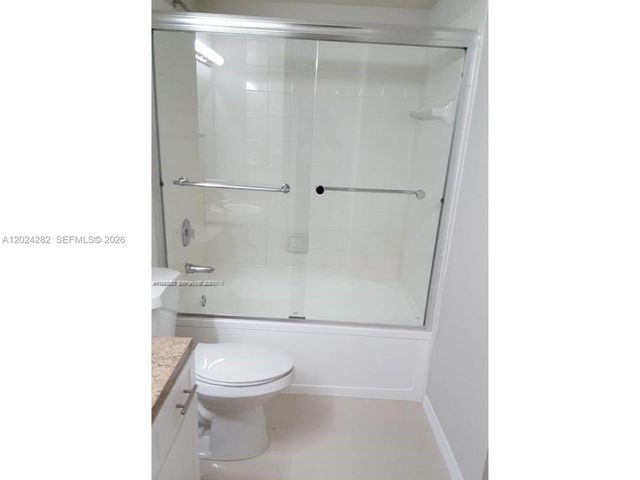 220 SW 116th Ave 15203, Pembroke Pines, FL 33025