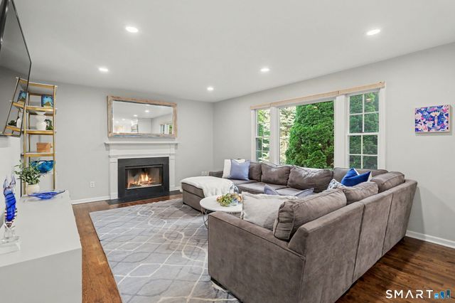 117 Edward Place, Stamford, CT 06905