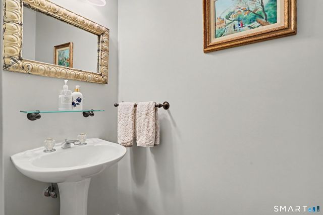 117 Edward Place, Stamford, CT 06905