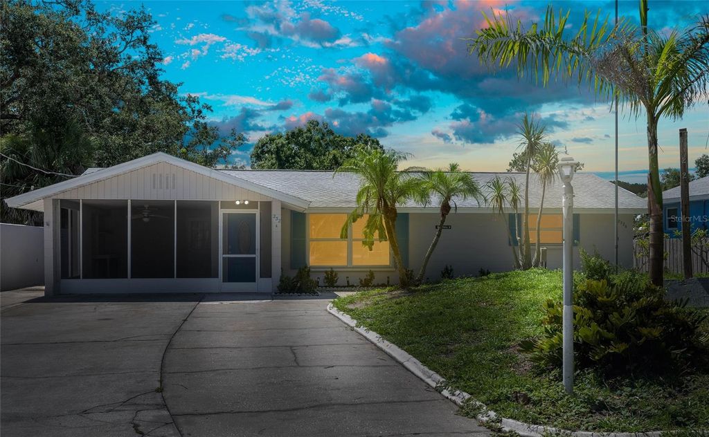 232 POCONO TRAIL E, Nokomis, FL 34275
