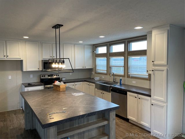 11726 Sandy Acres Trail, Kingston, OK 73439