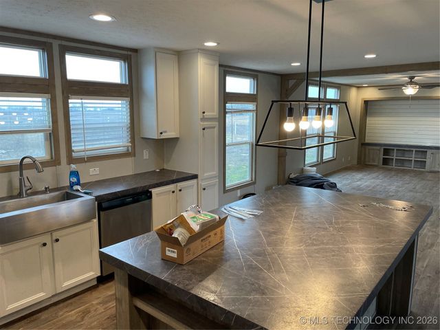 11726 Sandy Acres Trail, Kingston, OK 73439