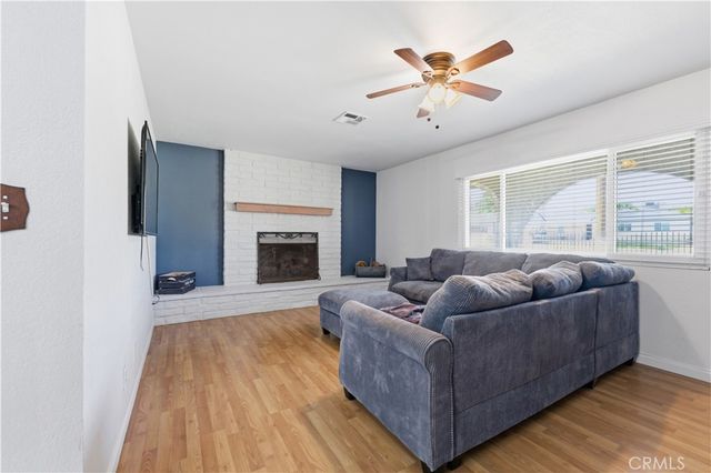 41860 55th W, Quartz Hill, CA 93536