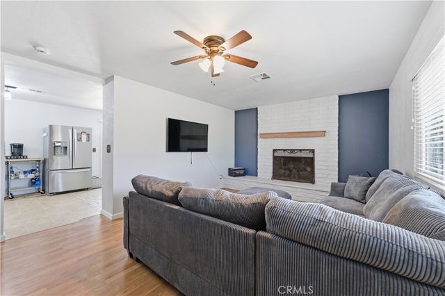 41860 55th W, Quartz Hill, CA 93536