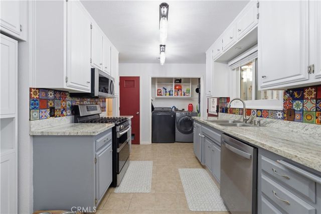 41860 55th W, Quartz Hill, CA 93536
