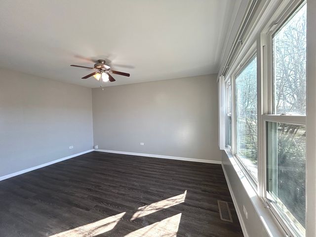 12725 S Saginaw Avenue, Chicago, IL 60633