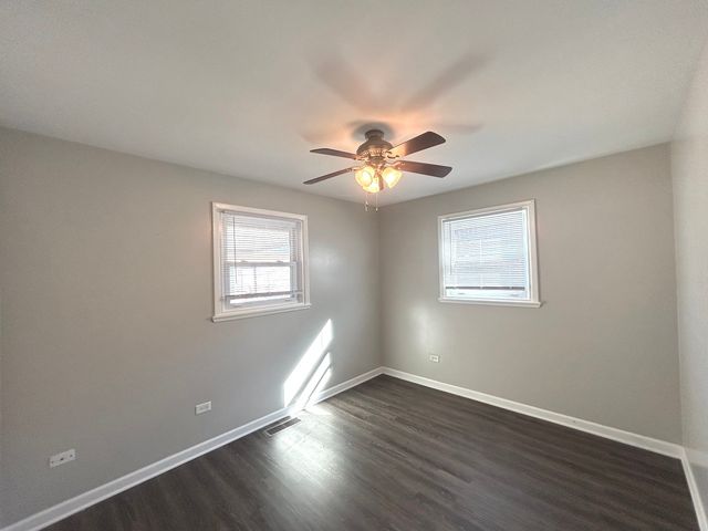 12725 S Saginaw Avenue, Chicago, IL 60633