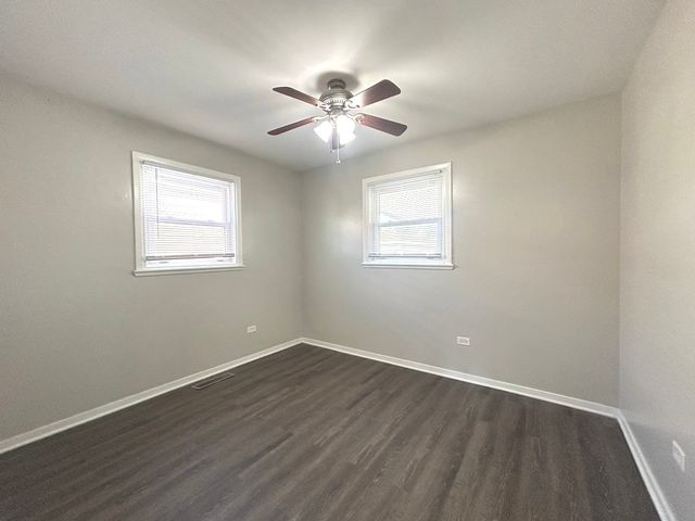 12725 S Saginaw Avenue, Chicago, IL 60633