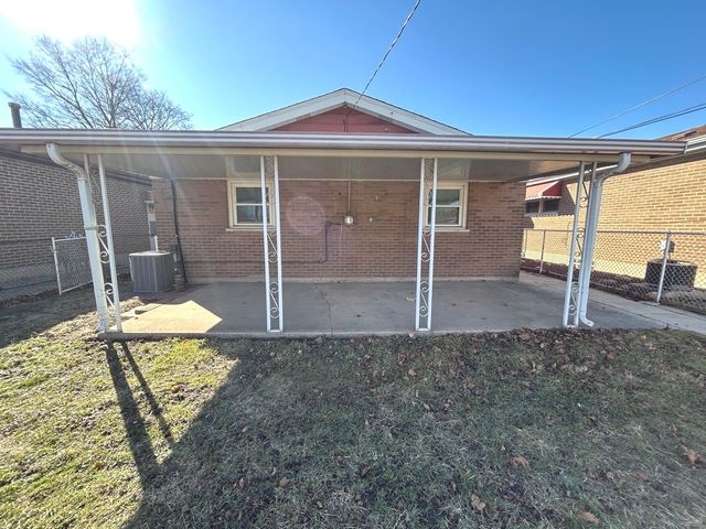 12725 S Saginaw Avenue, Chicago, IL 60633