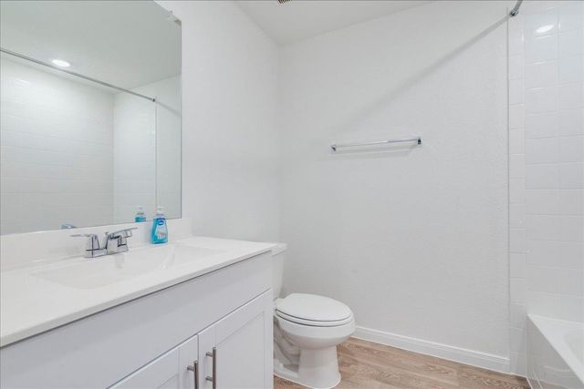 320 Yosemite DR, Kyle, TX 78640