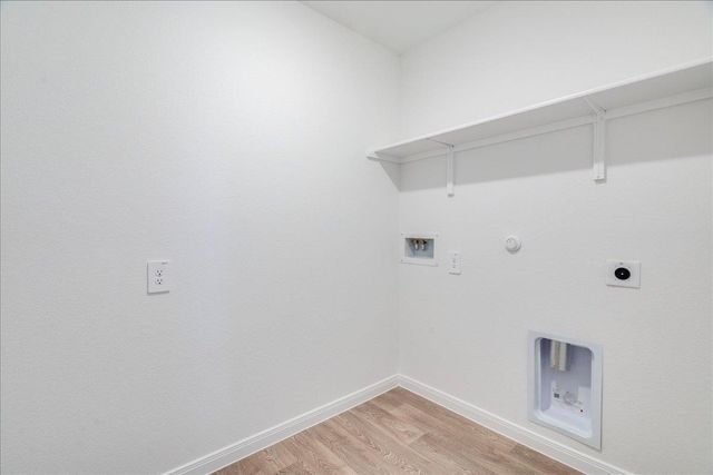 320 Yosemite DR, Kyle, TX 78640