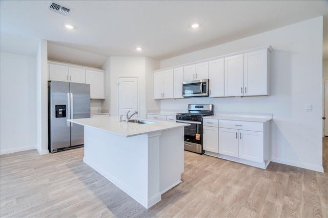 320 Yosemite DR, Kyle, TX 78640