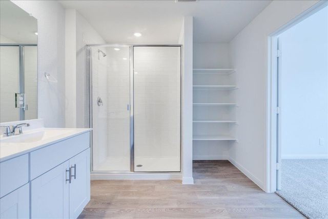 320 Yosemite DR, Kyle, TX 78640