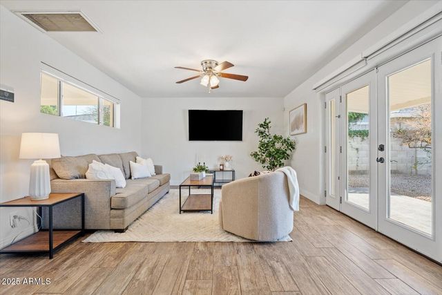 620 N 73RD Place, Scottsdale, AZ 85257