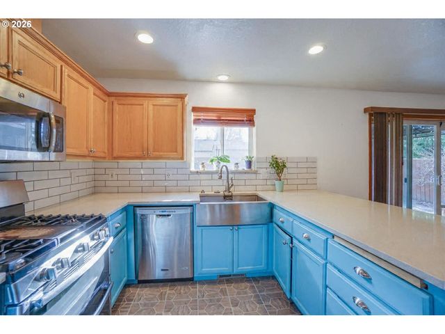 12409 Ne 42ND St, Vancouver, WA 98682