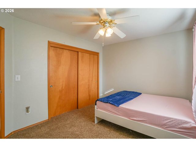 12409 Ne 42ND St, Vancouver, WA 98682