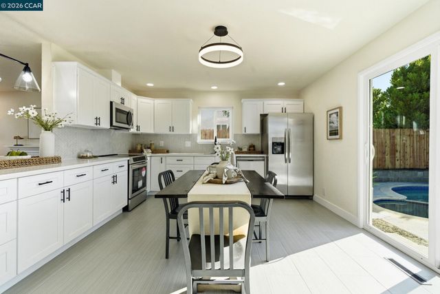 1342 Maryland Dr, Concord, CA 94521