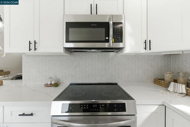 1342 Maryland Dr, Concord, CA 94521