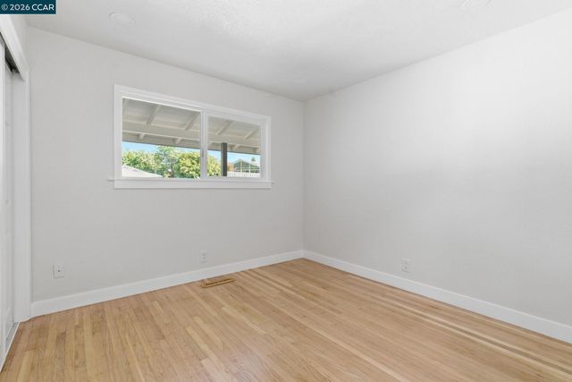 1342 Maryland Dr, Concord, CA 94521