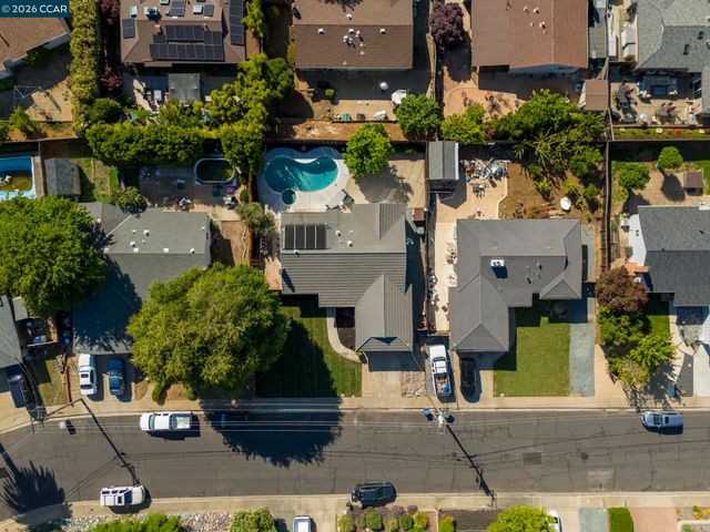 1342 Maryland Dr, Concord, CA 94521