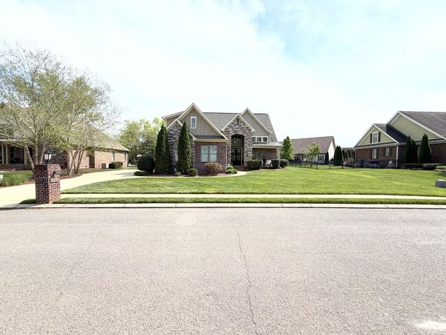 8336 Georgetown Bay Drive, Ooltewah, TN 37363