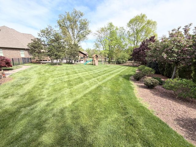 8336 Georgetown Bay Drive, Ooltewah, TN 37363