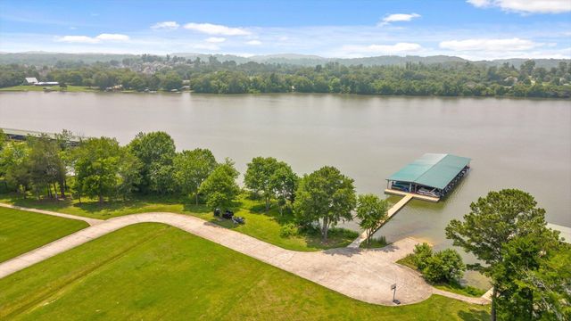 8336 Georgetown Bay Drive, Ooltewah, TN 37363