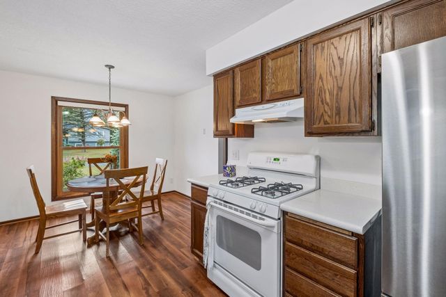 4758 Hauge Circle, Eagan, MN 55122