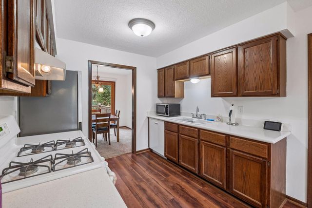 4758 Hauge Circle, Eagan, MN 55122