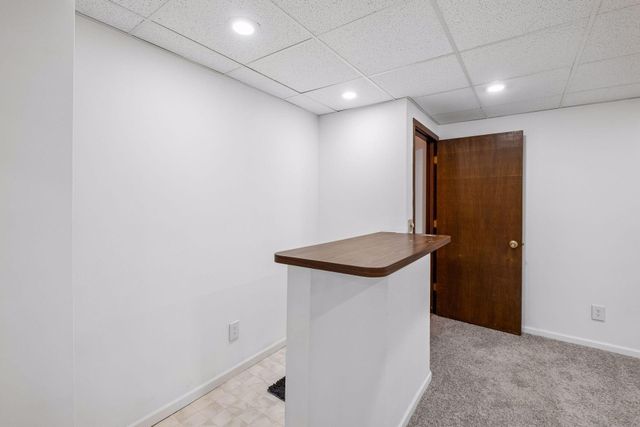 4758 Hauge Circle, Eagan, MN 55122