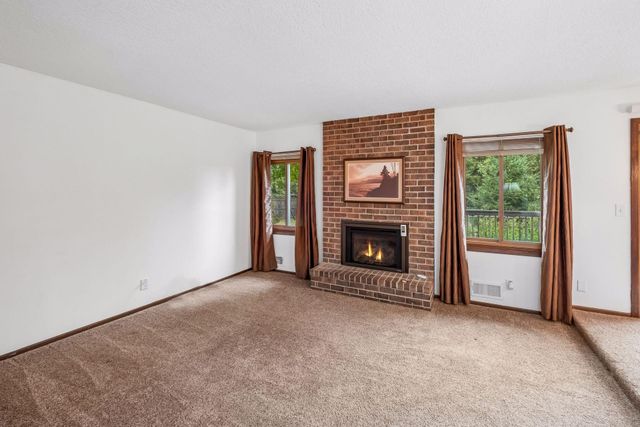 4758 Hauge Circle, Eagan, MN 55122