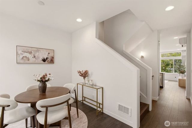 333 N 90th Street, Seattle, WA 98103