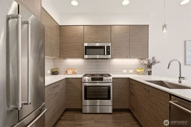 333 N 90th Street, Seattle, WA 98103