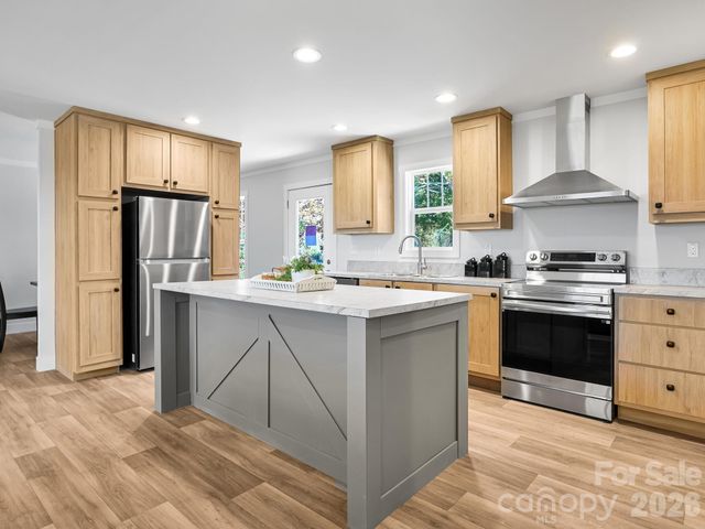 1603 Bull Creek Road, Marshall, NC 28753