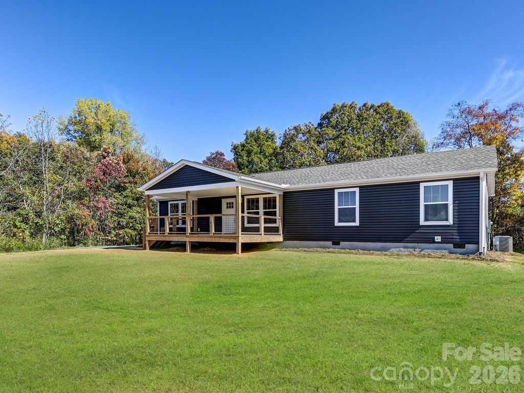 1603 Bull Creek Road, Marshall, NC 28753