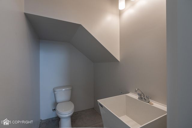 126 Venture Place, #16, Anchorage, AK 99504