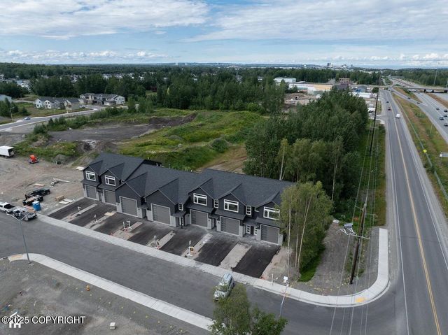 126 Venture Place, #16, Anchorage, AK 99504