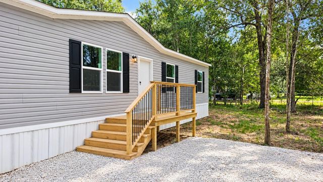 21615 County Road 37491, Cleveland, TX 77327