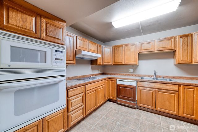4607 44th Avenue E, Tacoma, WA 98443