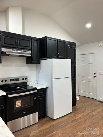 44 Deno Drive 14, Asheville, NC 28806