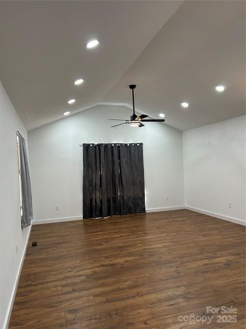 44 Deno Drive 14, Asheville, NC 28806